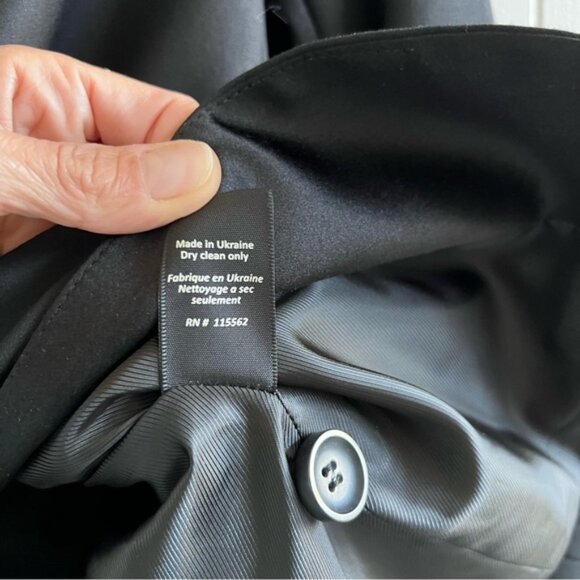 Elizabeth and James Silk Blend Tuxedo Blazer - Picture 5 of 11